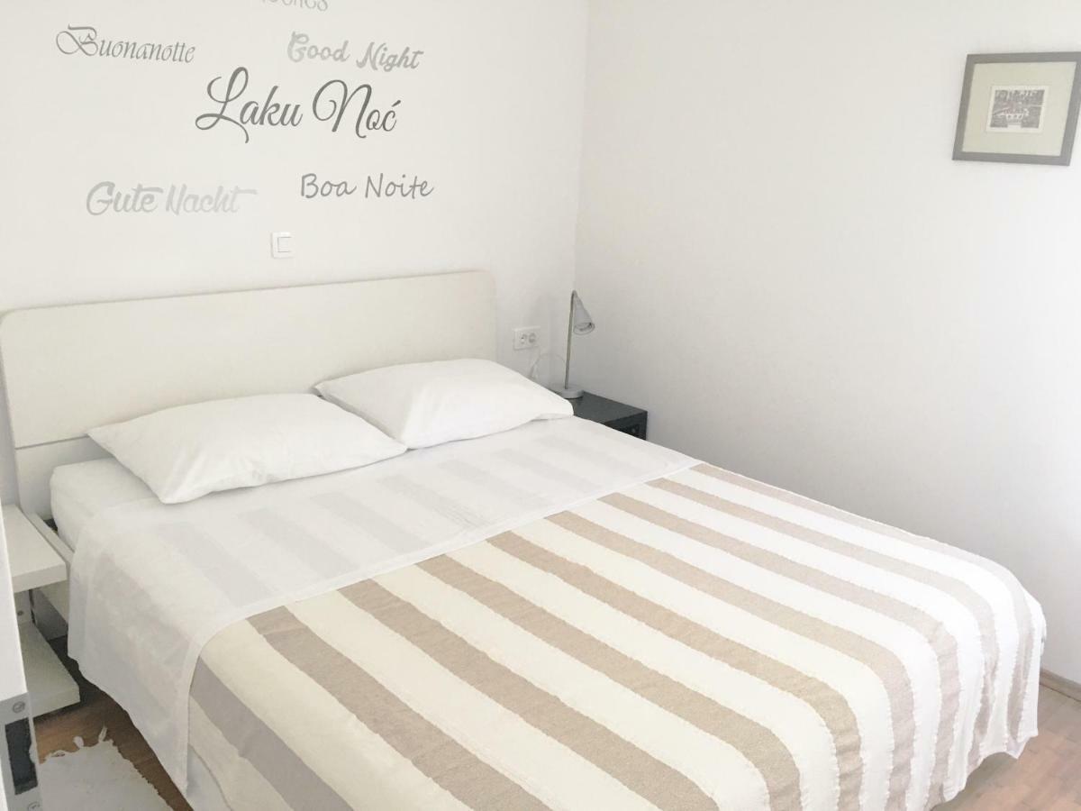 Apartment Sol - 5M From The Sea Drasnice Luaran gambar